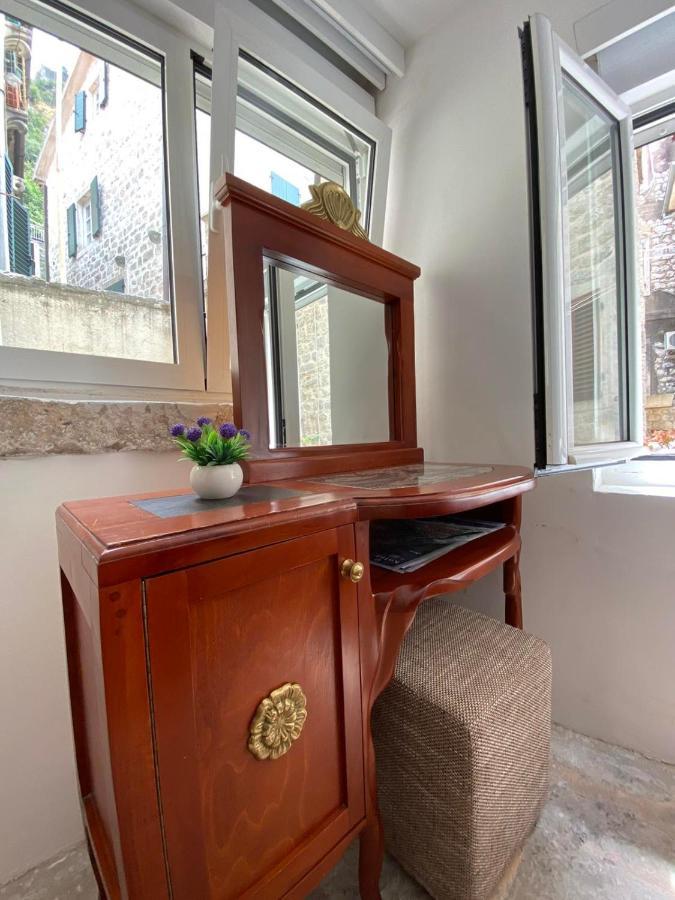 Apartment Ozana Kotor Buitenkant foto