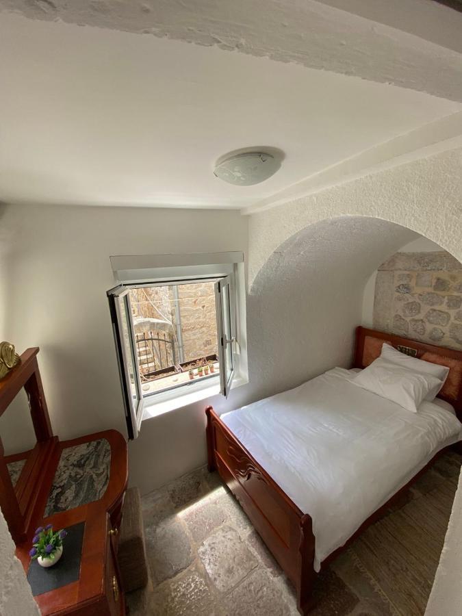 Apartment Ozana Kotor Buitenkant foto